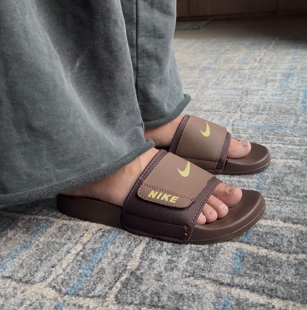 LIVV NIKE OFFSET SLIDES