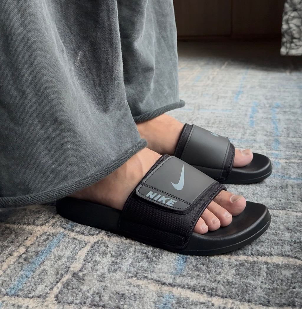 LIVV NIKE OFFSET SLIDES