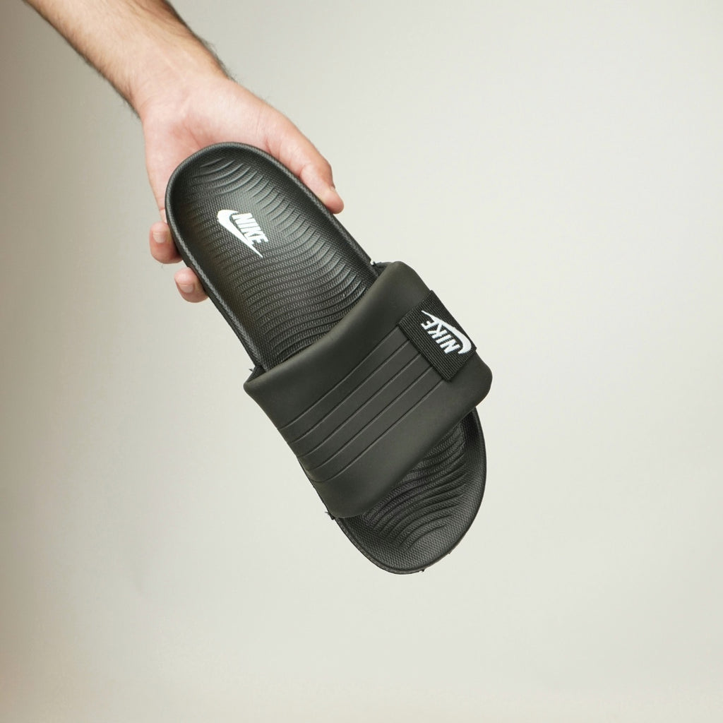 LIVV NIKE OFFSET SLIDES