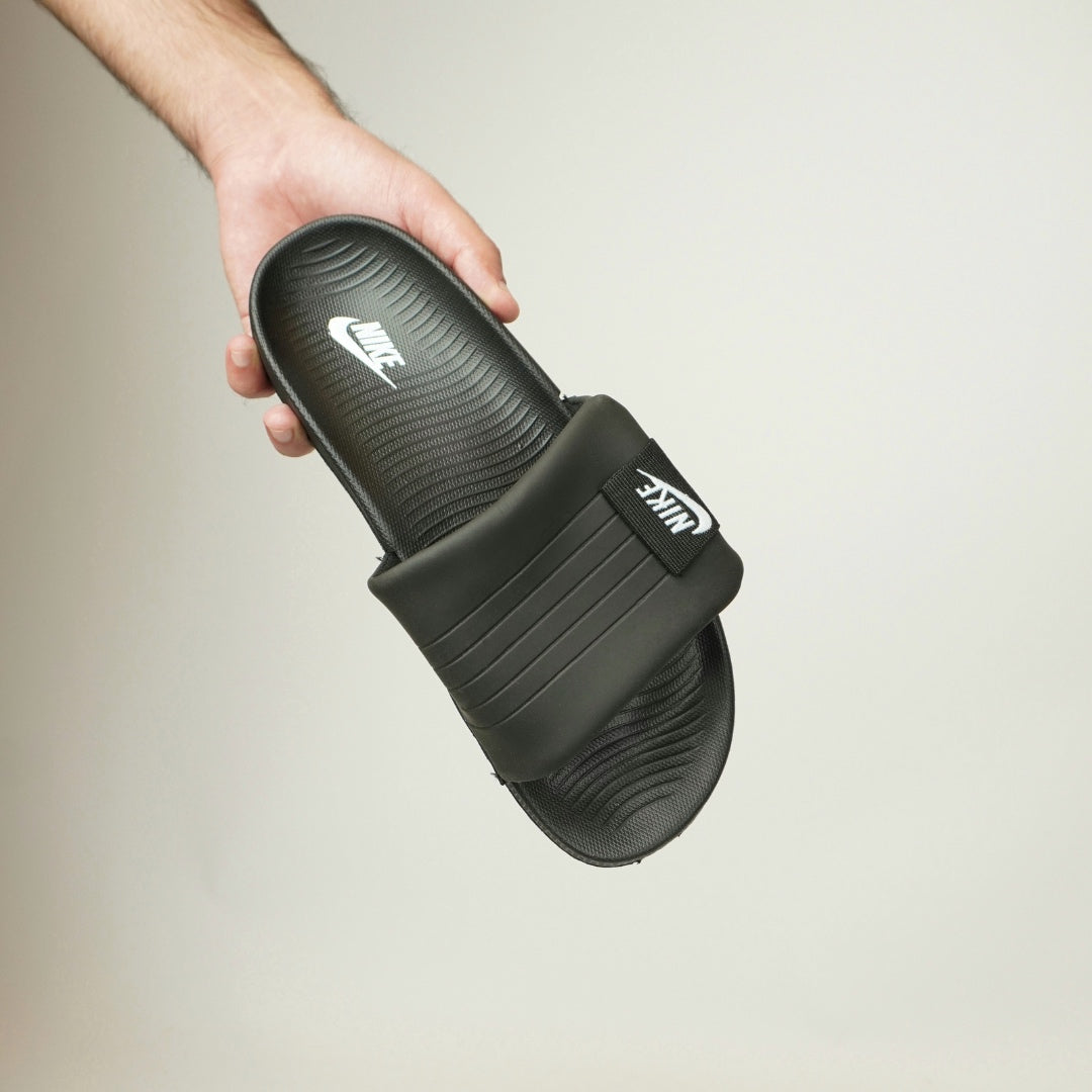 LIVV NIKE OFFSET SLIDES