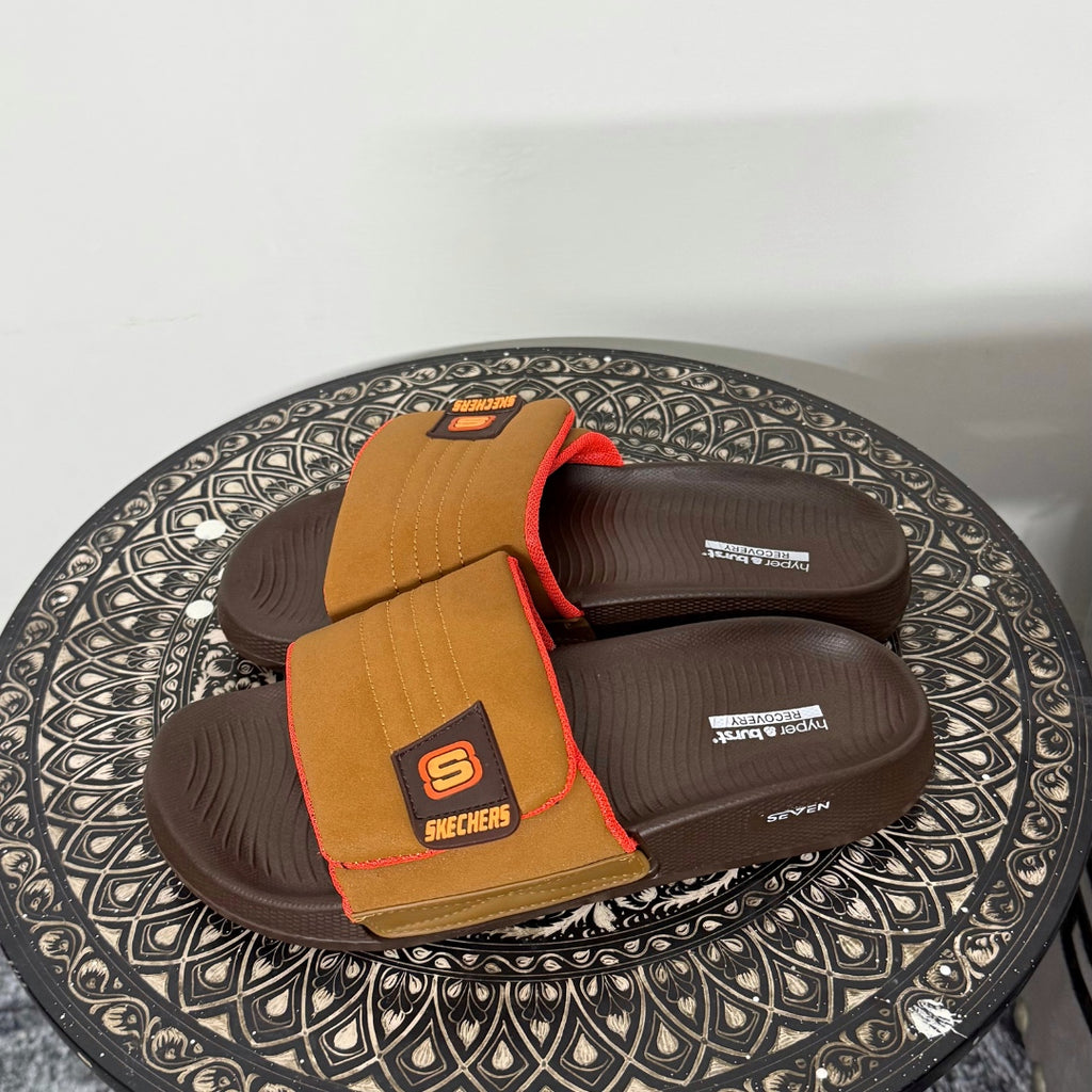 LIVV SKECHERS CLASSIC SLIDES