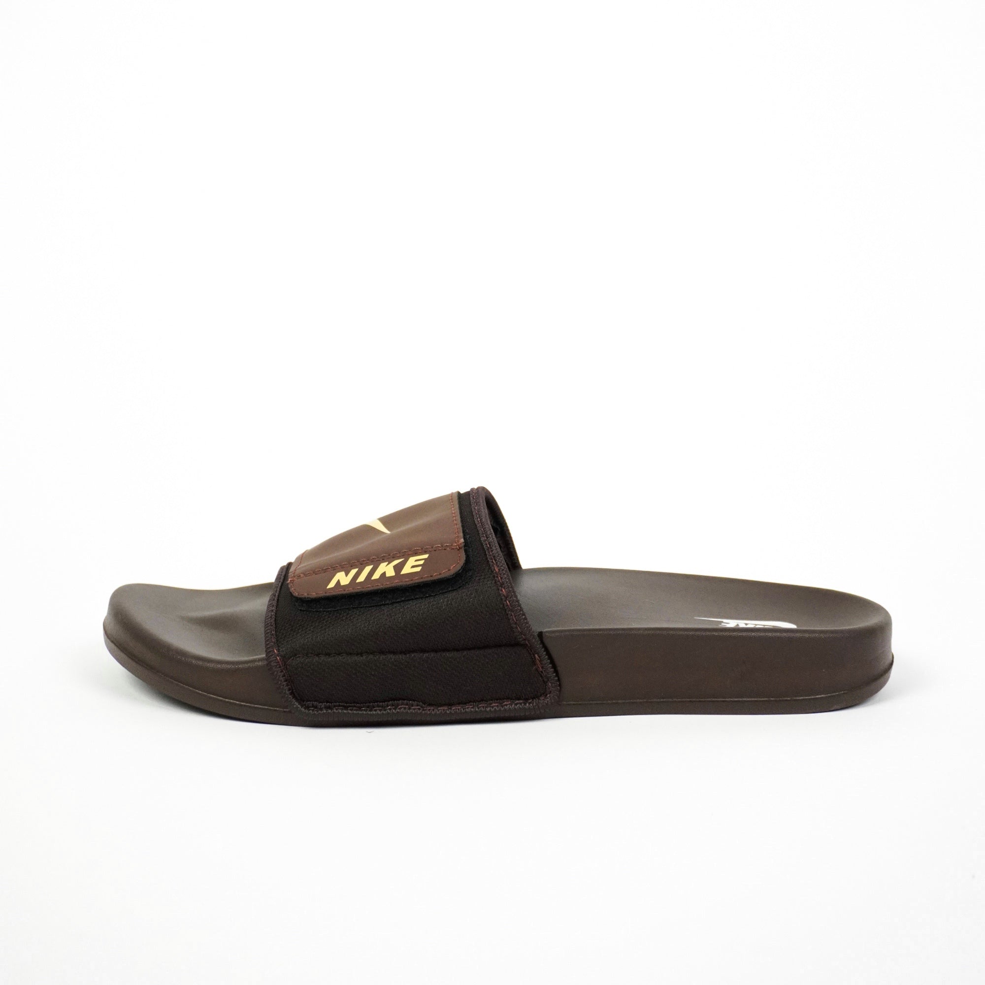 LIVV NIKE OFFSET SLIDES
